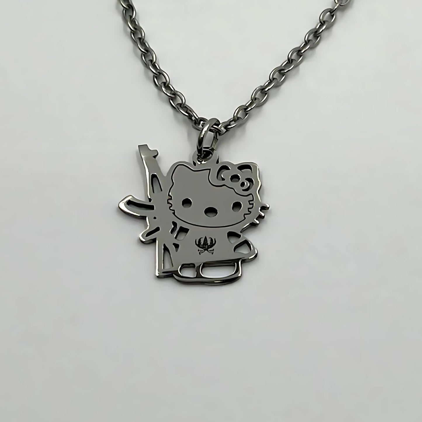 Hello Kitty - Karthigai