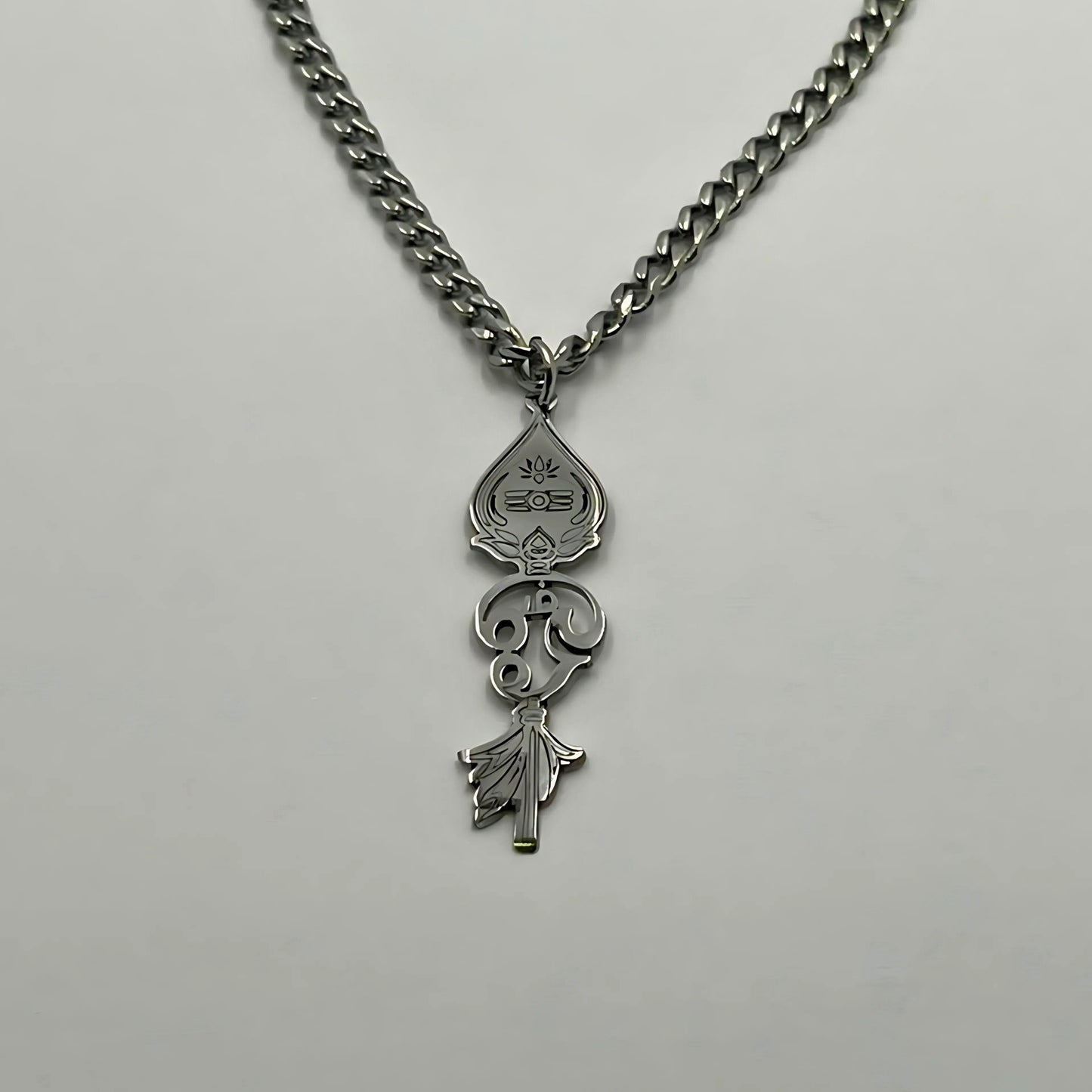 Om V