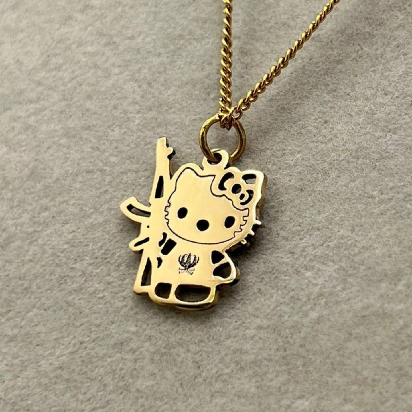 Hello Kitty - Karthigai