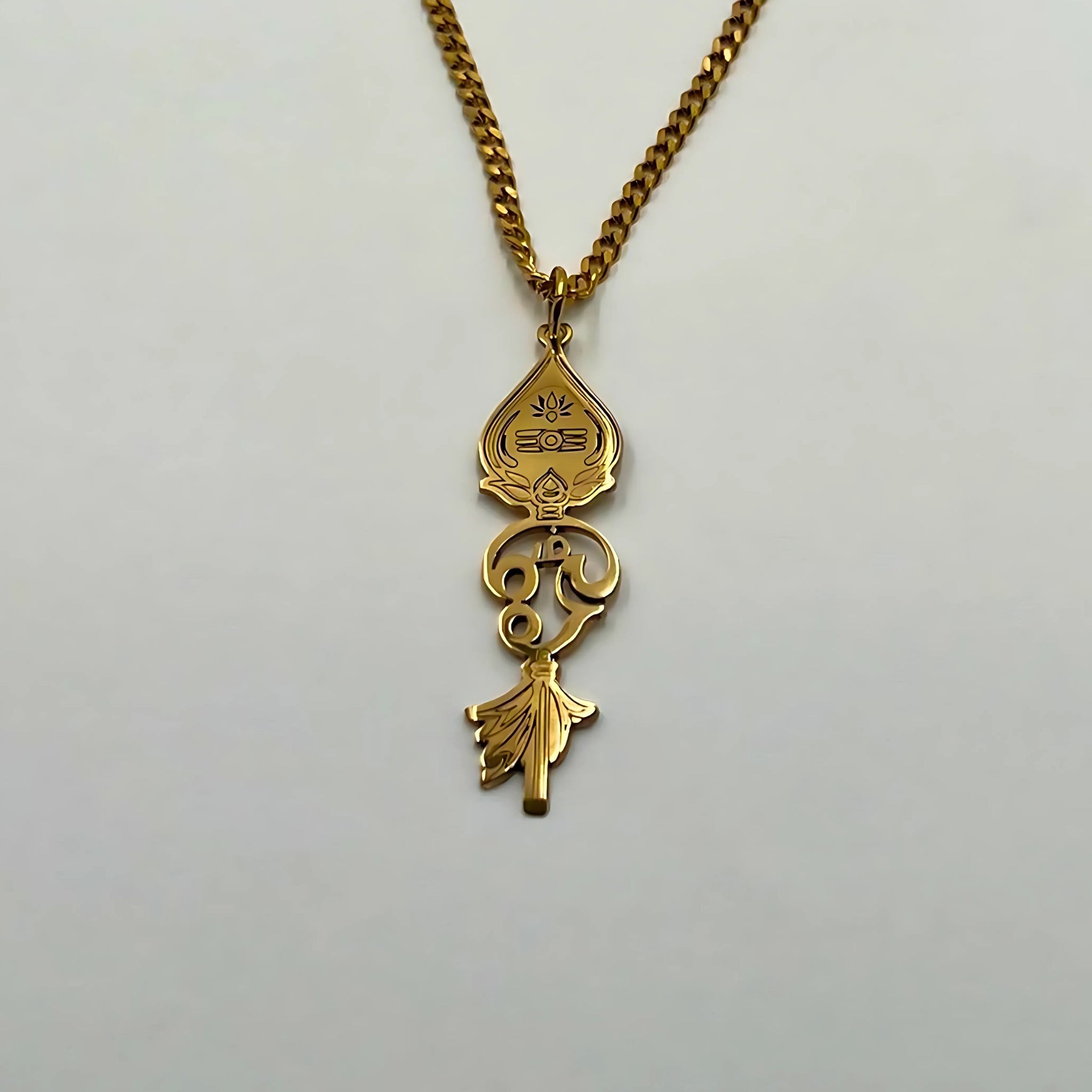 Om V